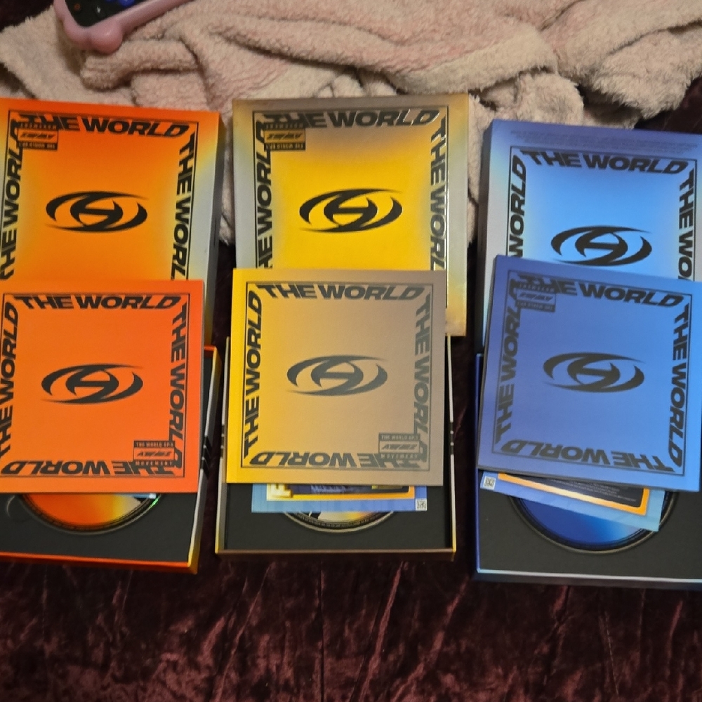 The World Album Set with Logo